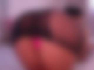 EmilyBell's Live Sex Cam Show