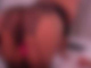 Live cam show with EmilyBell - Striptease Latina on SpankPalCams