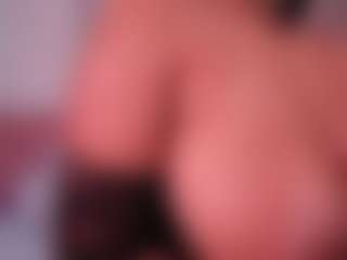 EmilyBell's Live Sex Cam Show