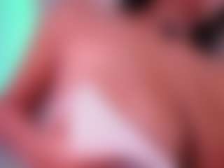 Live cam show with EmilyBell - Big Tits Latina on crypto-cams