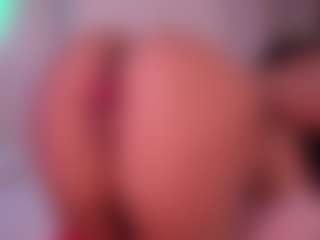 EmilyBell's Live Sex Cam Show