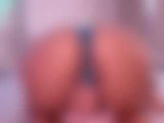 EmilyBell's Live Sex Cam Show