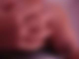 Live cam show with EmilyBell - Bedroom on sexylive.show