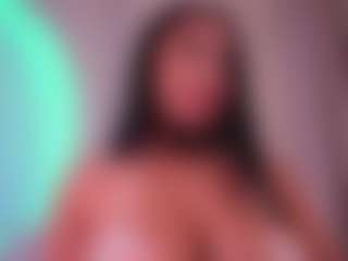 Live cam show with EmilyBell - Brown Eyes on Camsoda