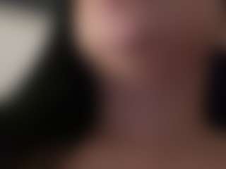 EmilyBell's Live Sex Cam Show