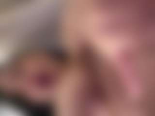 EmilyBell's Live Sex Cam Show