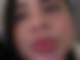 Live cam show with EmilyBell - Foot Fetish Curvy on alttransgirls