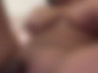 EmilyBell's Live Sex Cam Show