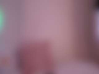 Live cam show with EmilyBell - Lovense on LiveSexCams6