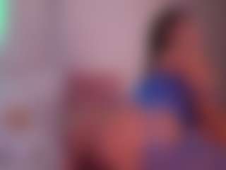 EmilyBell's Live Sex Cam Show