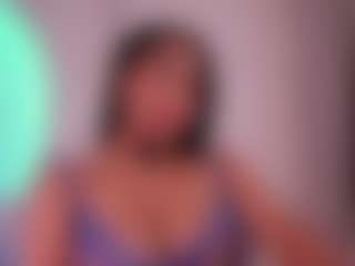 EmilyBell's Live Sex Cam Show