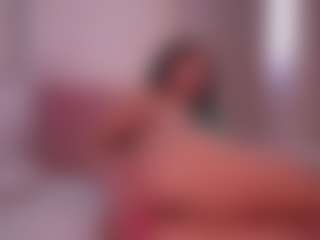 EmilyBell's Live Sex Cam Show