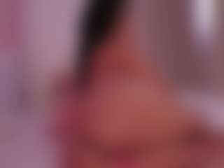 Live cam show with EmilyBell - Latina on madthumbs