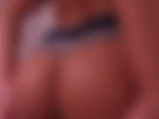 EmilyBell's Live Sex Cam Show