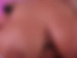EmilyBell's Live Sex Cam Show