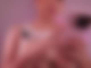 EmilyBell's Live Sex Cam Show