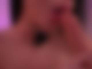 EmilyBell's Live Sex Cam Show