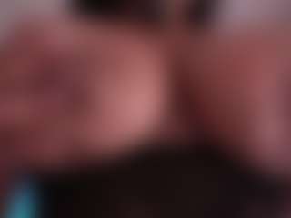 EmilyBell's Live Sex Cam Show