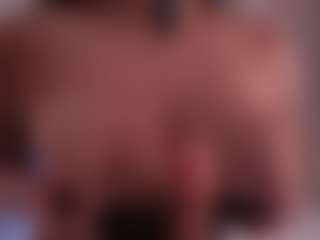 EmilyBell's Live Sex Cam Show