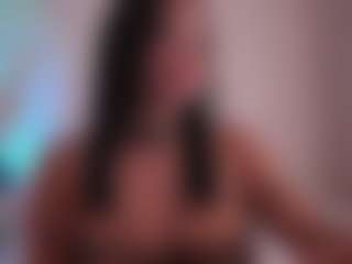 EmilyBell's Live Sex Cam Show