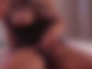EmilyBell's Live Sex Cam Show
