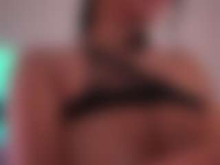 EmilyBell's Live Sex Cam Show