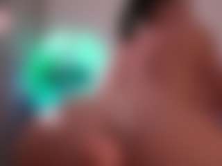 EmilyBell's Live Sex Cam Show