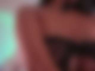 EmilyBell's Live Sex Cam Show