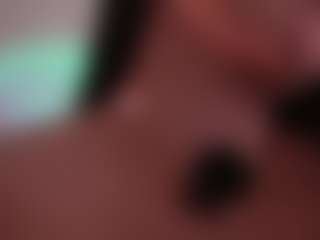 EmilyBell's Live Sex Cam Show