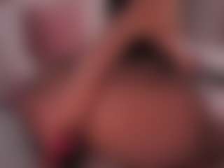 EmilyBell's Live Sex Cam Show