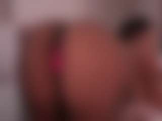 EmilyBell's Live Sex Cam Show