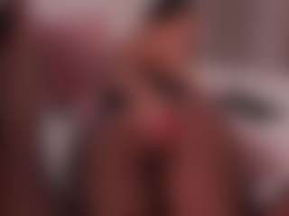 EmilyBell's Live Sex Cam Show