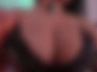 EmilyBell's Live Sex Cam Show