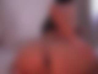 EmilyBell's Live Sex Cam Show
