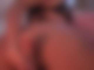 EmilyBell's Live Sex Cam Show
