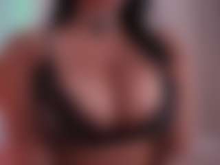 EmilyBell's Live Sex Cam Show
