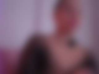 EmilyBell's Live Sex Cam Show
