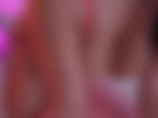 EmilyBell's Live Sex Cam Show