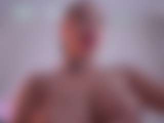 EmilyBell's Live Sex Cam Show