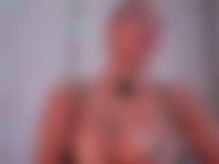 EmilyBell's Live Sex Cam Show