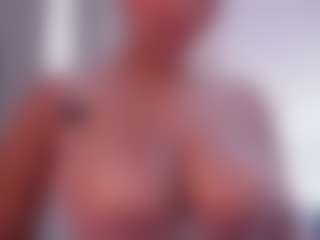 EmilyBell's Live Sex Cam Show