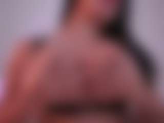 EmilyBell's Live Sex Cam Show