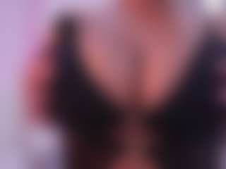 EmilyBell's Live Sex Cam Show