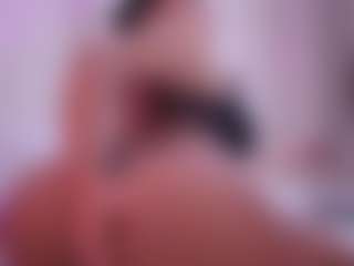 EmilyBell's Live Sex Cam Show