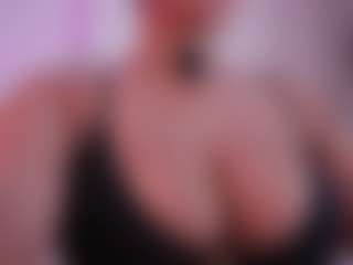 EmilyBell's Live Sex Cam Show