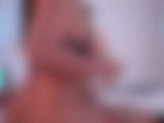 EmilyBell's Live Sex Cam Show