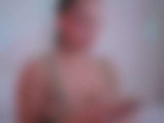 EmilyBell's Live Sex Cam Show