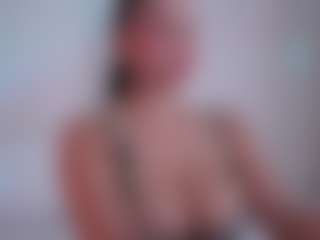 EmilyBell's Live Sex Cam Show