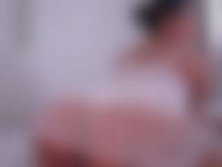 EmilyBell's Live Sex Cam Show