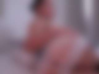 Live cam show with EmilyBell - HD Brown Hair on 1on1-livenow